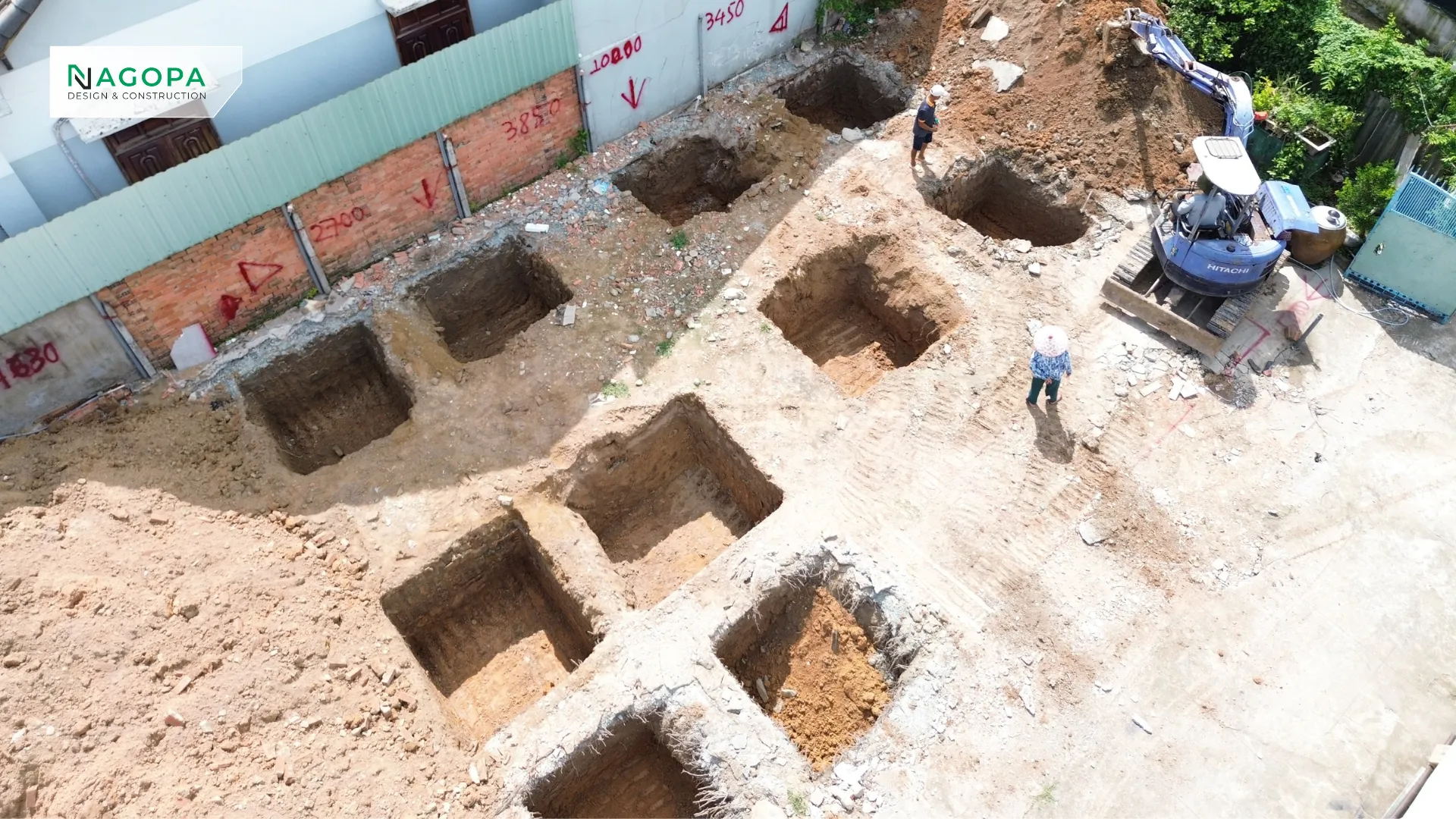 công tác đào hố móng đơn