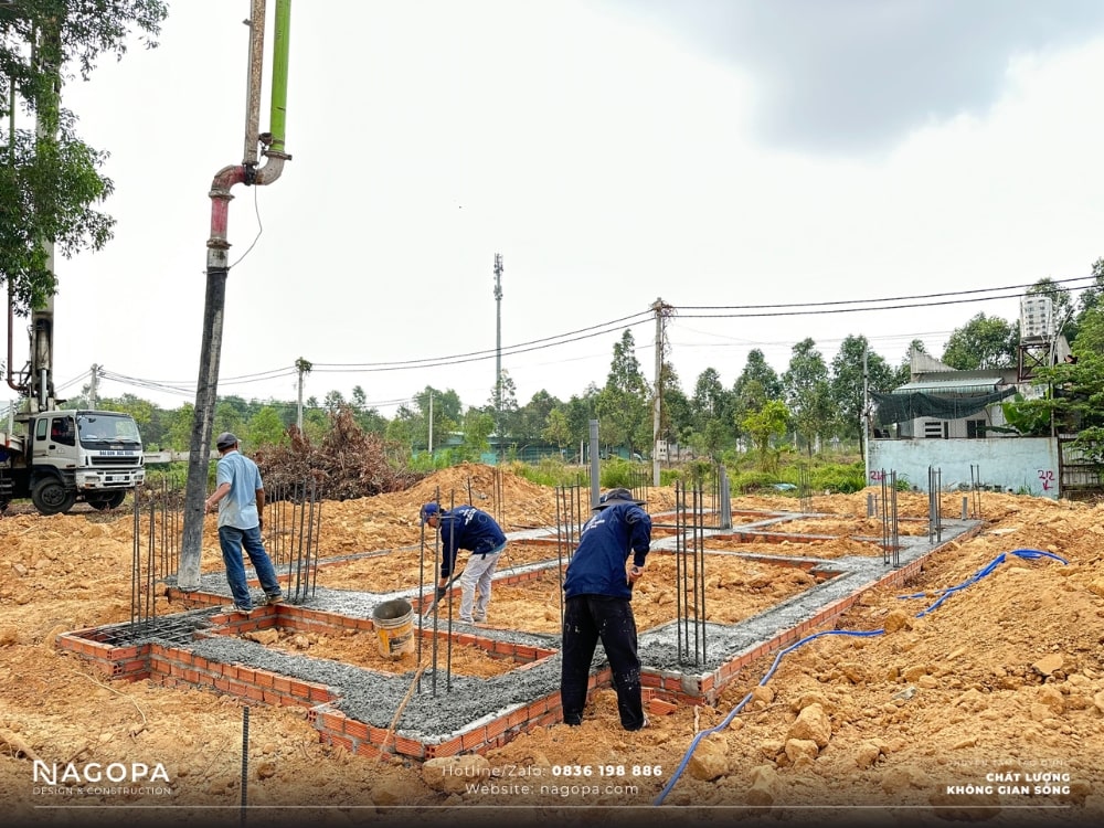 đổ bê tông móng biệt thự nhà anh quang bến cát bình dương