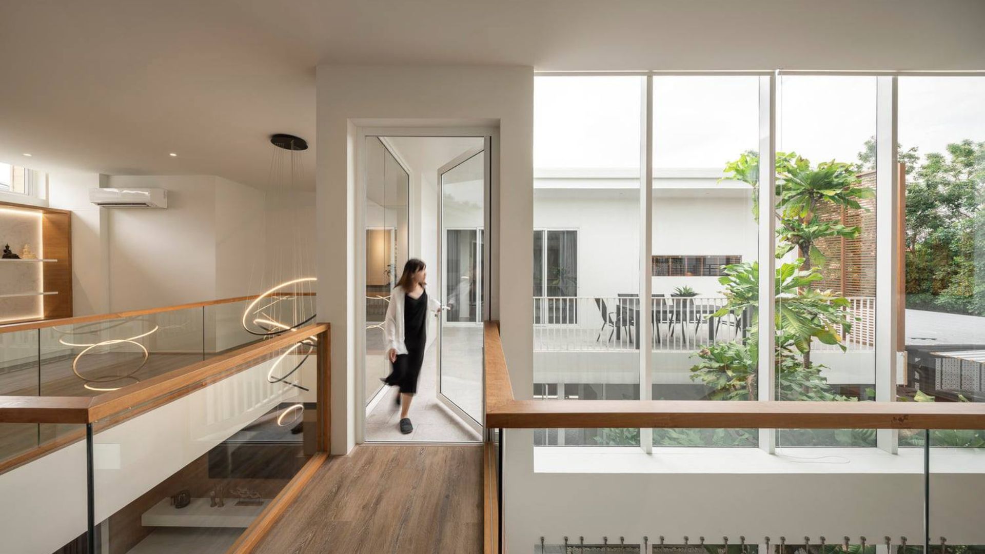 giếng trời nhà phố
