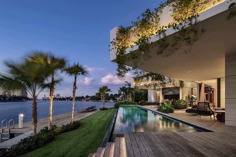 ngôi biệt thự mặt tiền ven sông độc quyền ở thành phố golden beach 03