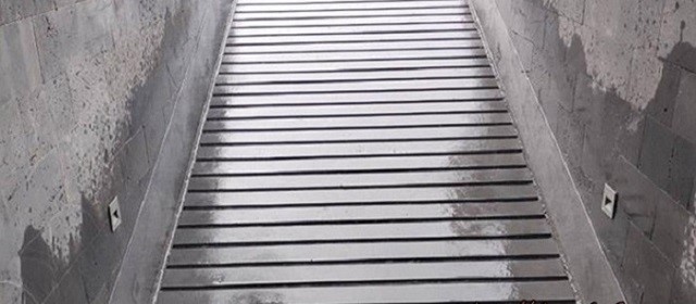 rảnh giảm ma sát gam dốc garage