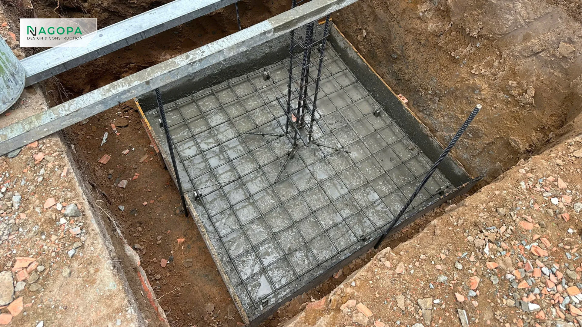 thi công cốp pha cốt thép móng đơn