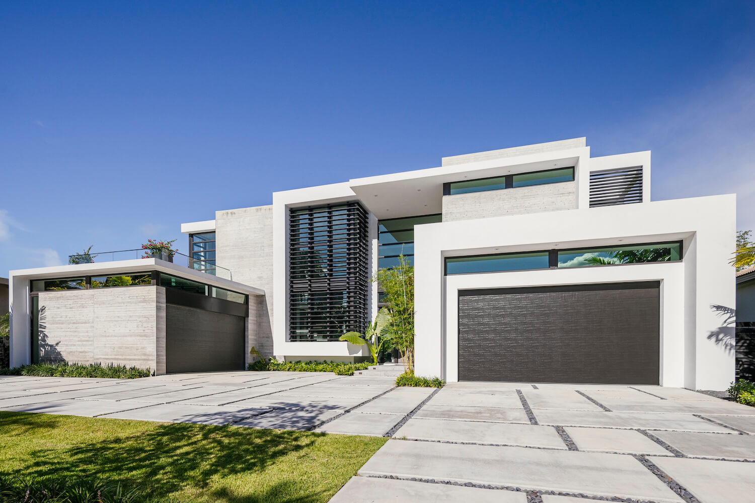 Chiêm ngưỡng căn Villa hiện đại được yêu thích tại tiểu bang Florida