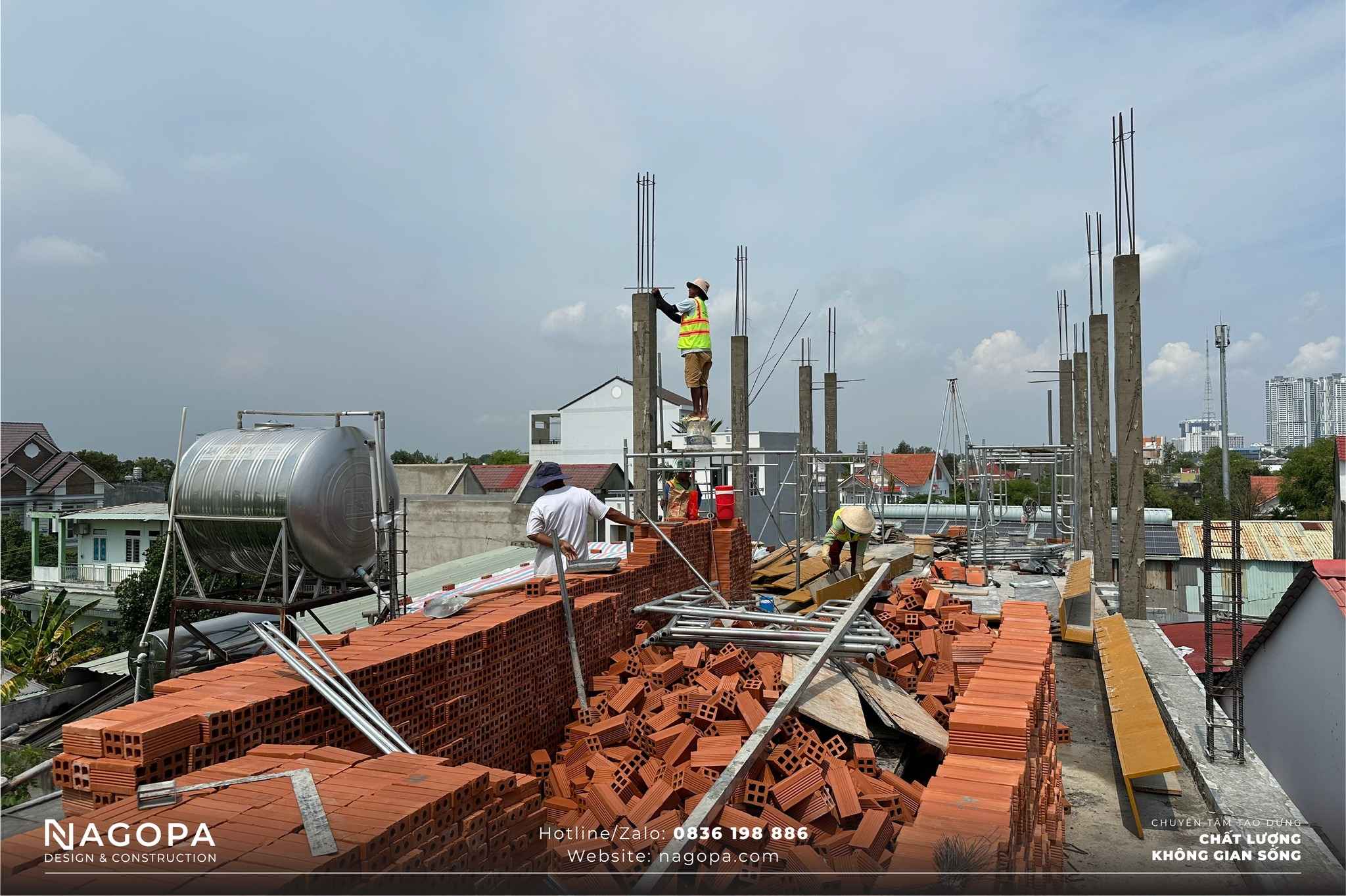 hoàn thành công tác đổ bê tông cột lầu 2 công trình anhs house thủ dầu một 2
