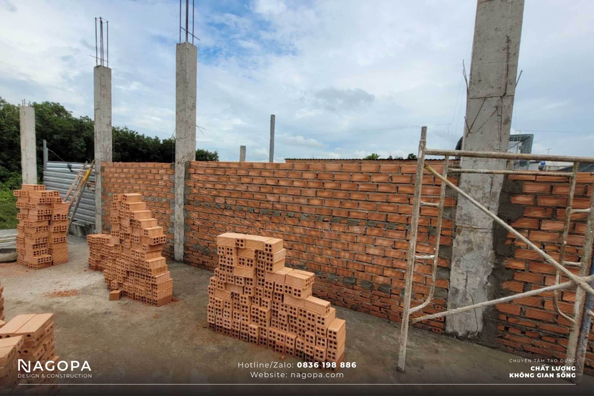thi công nhà 2 tầng anh long tại bến cát 5
