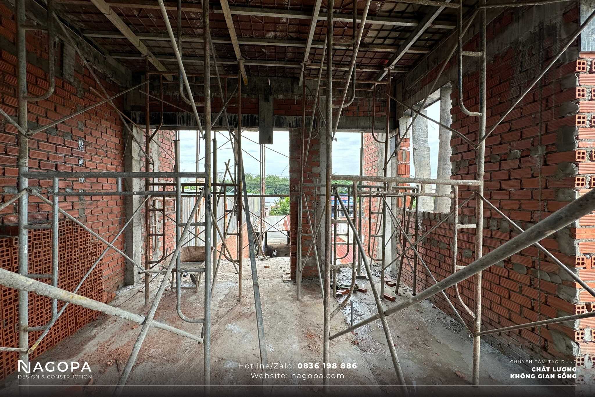 thi công nhà 2 tầng anh long tại bến cát 8