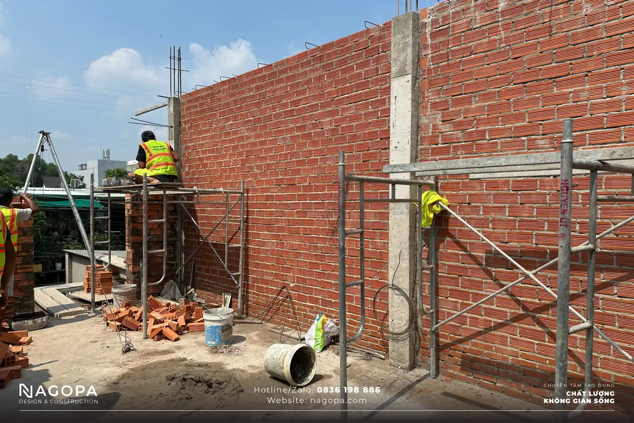 công tác xây tường lầu 1 nhà chị hằng phú lợi thủ dầu một 1