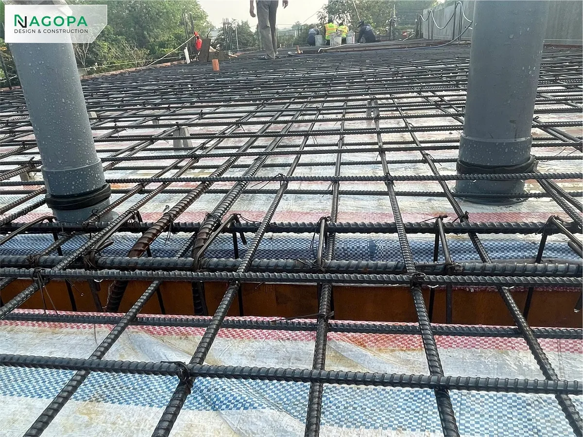 đổ bê tông dầm sàn lầu 1 nhà phố hs house tại tân uyên 4