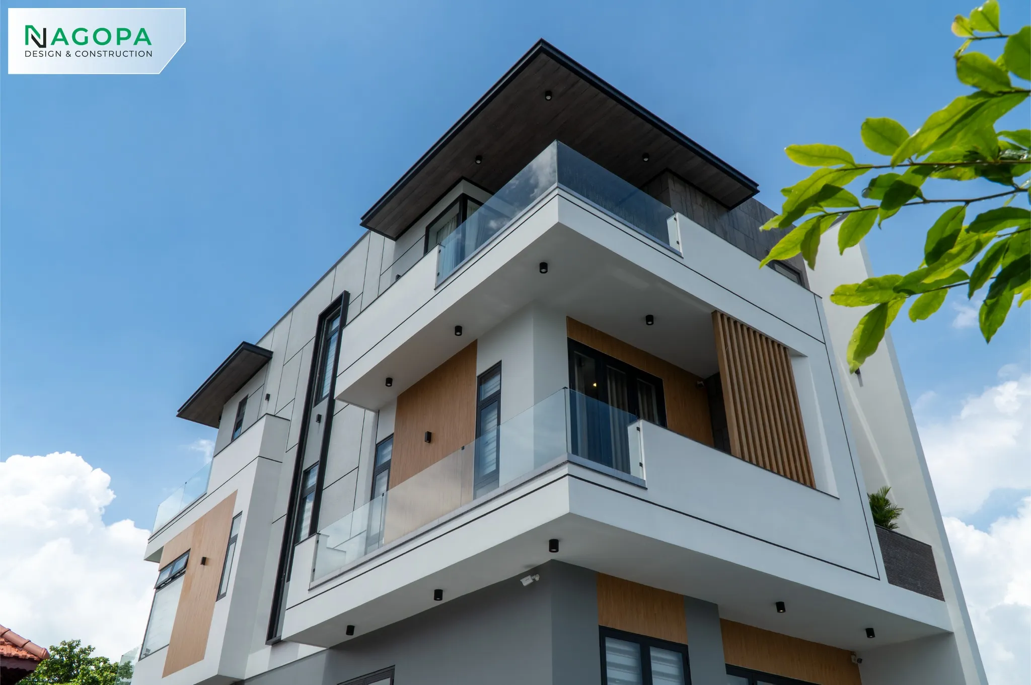 biệt thự 3 tầng hiện đại sang trọng nagopa thiết kế thi công
