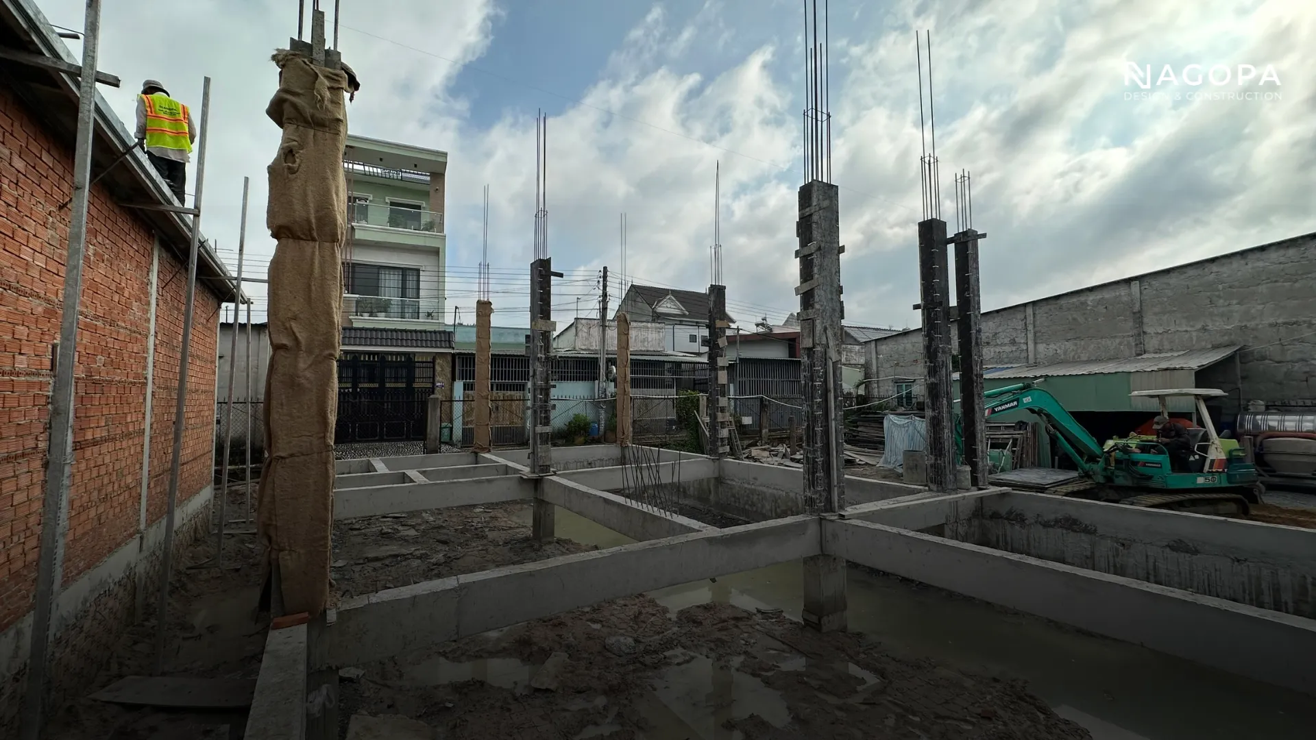 đổ bê tông cột nhà