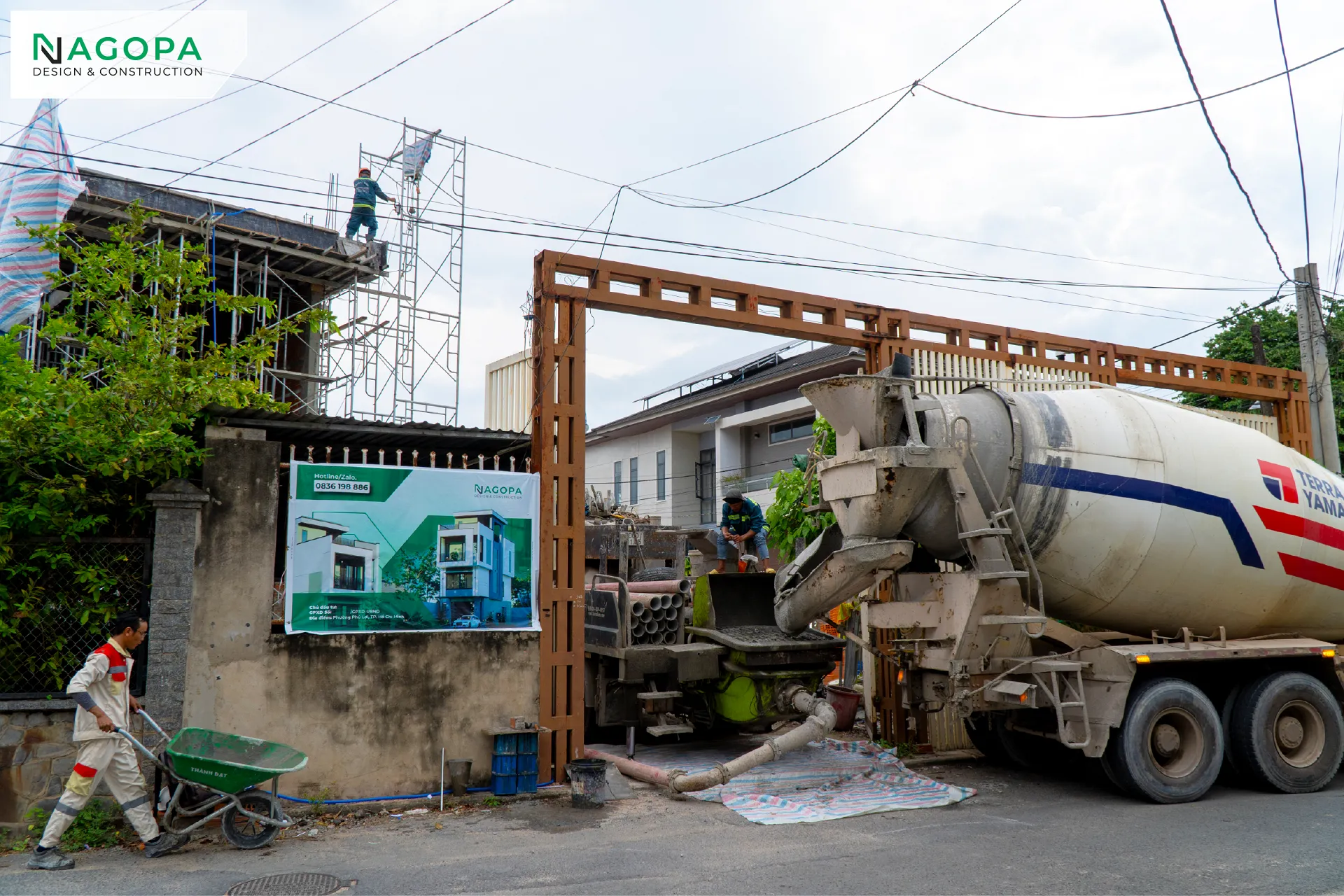 đổ bê tông dầm sàn tầng 3 HN's House Phú Lợi