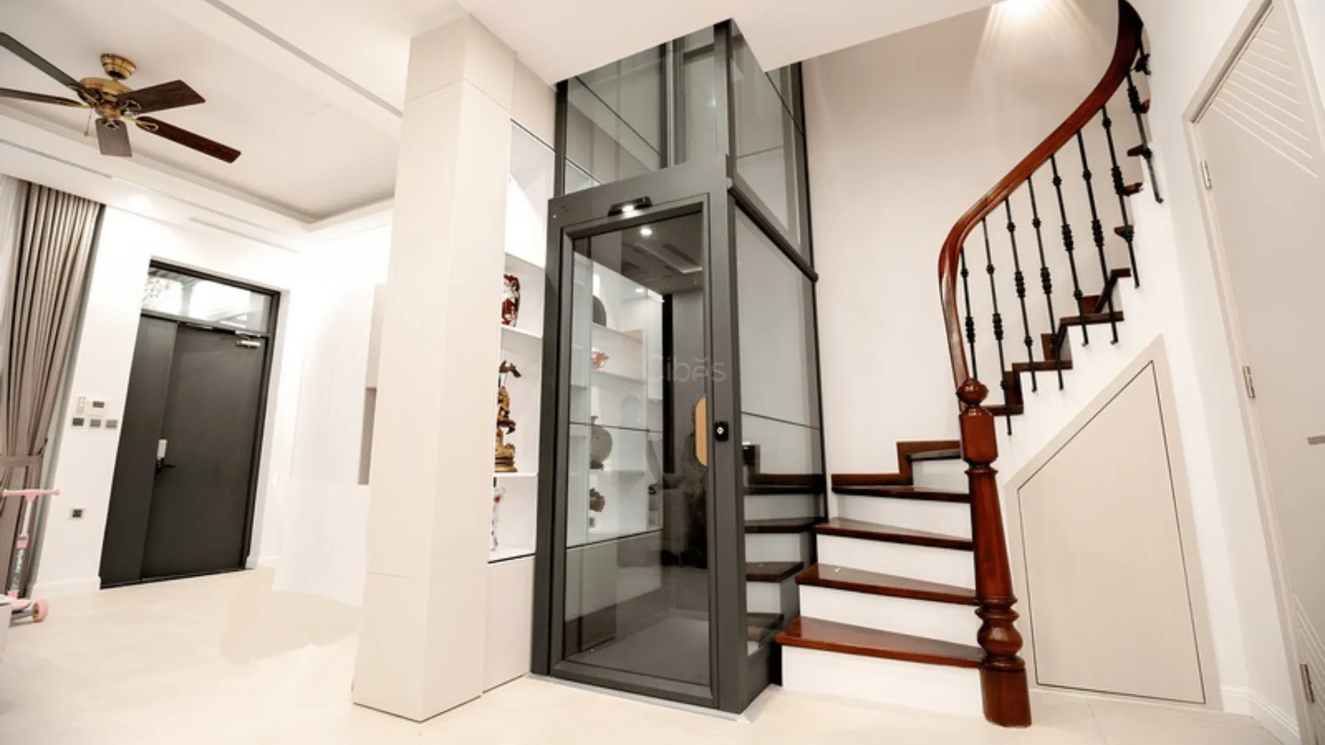thang máy lắp đặt trong nhà ở gia đình
