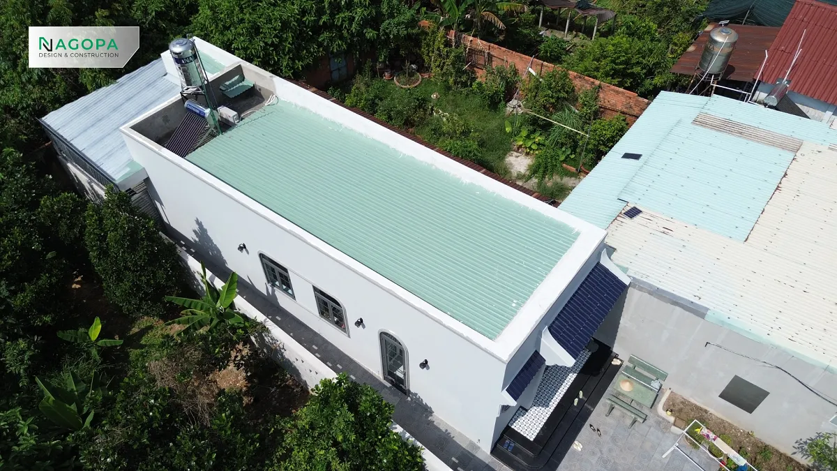 nhà cấp 4 lợp mái tôn cách nhiệt pu