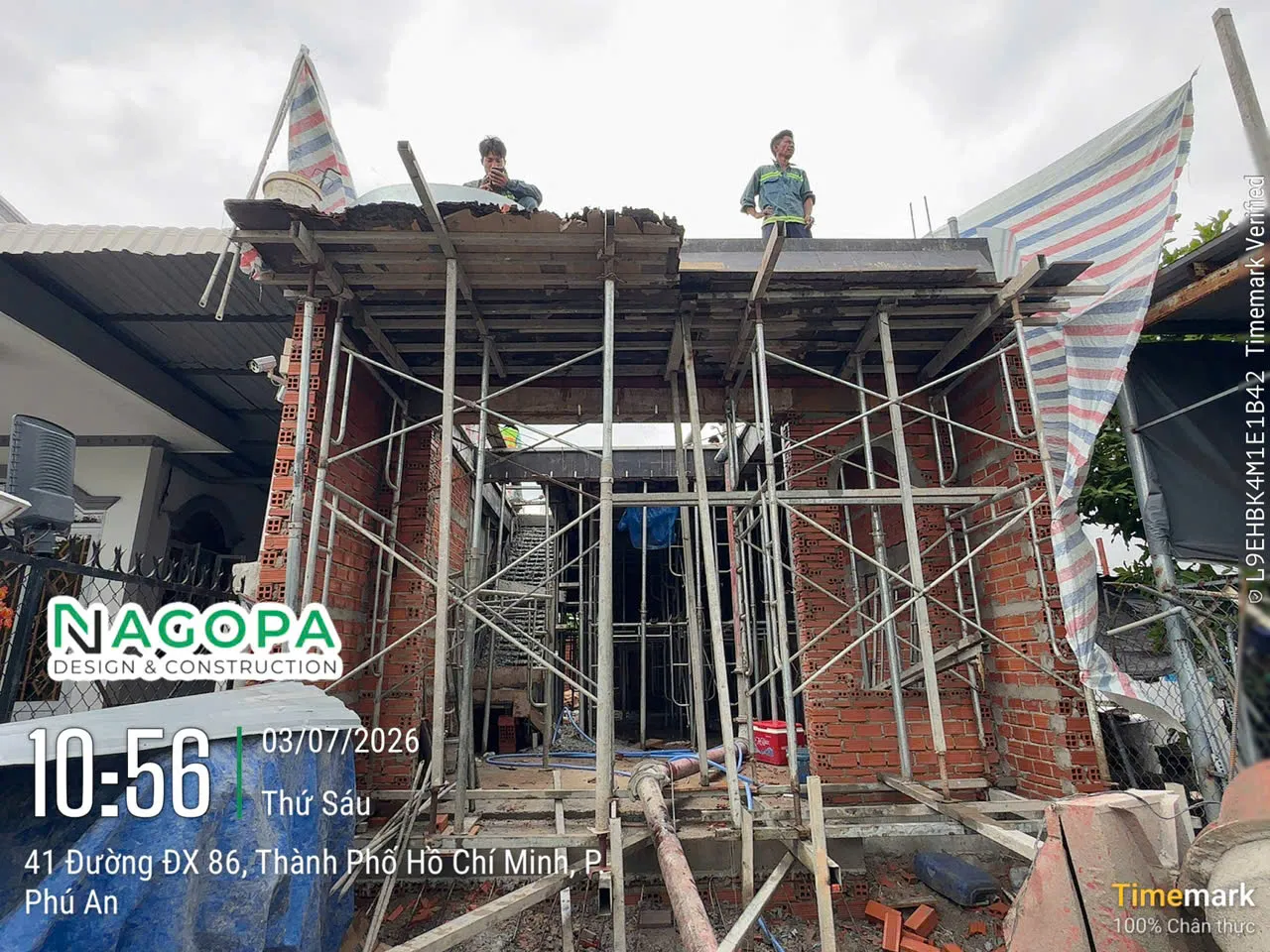 đổ bê tông dầm sàn lầu 1 công trình V's house phường phú an 3